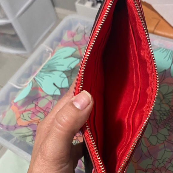 Coach Floral Brown & Black Wristlet Clutch - Picture 3 of 5